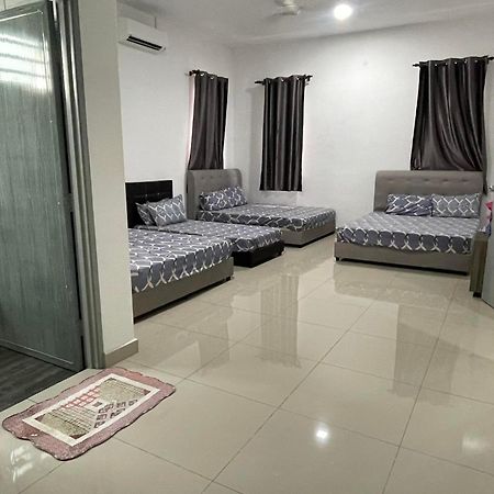 Cuti-Cuti Port Dickson Homestay Εξωτερικό φωτογραφία